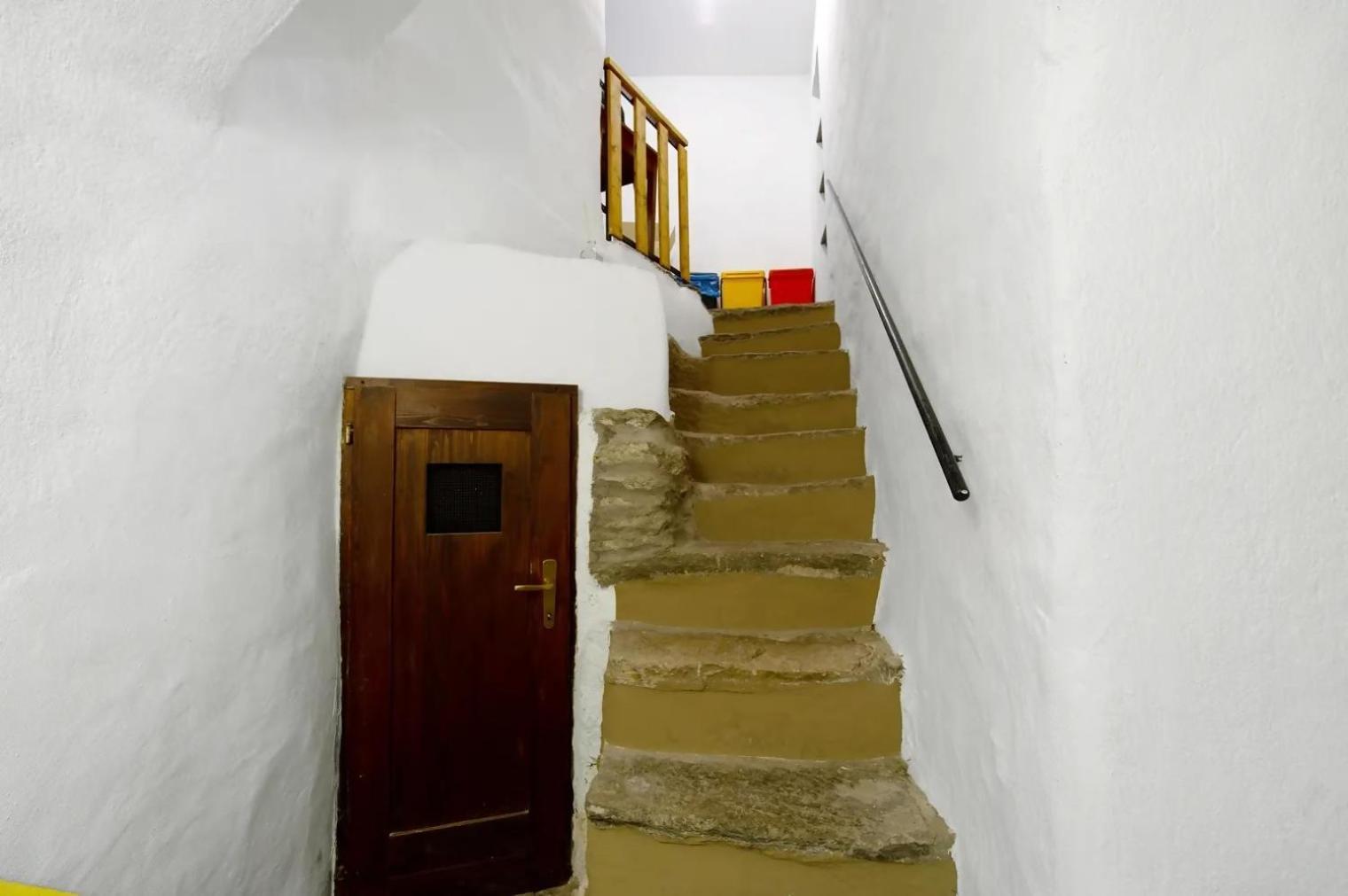 Appartamento Sotto Il Forte Di Бар Экстерьер фото